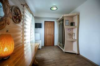 Гостиница Колесо Смоленск Гостевой домик-9