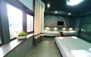 Гостиница Колесо Смоленск Номер делюкс улучшенный-1