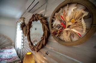 Гостиница Колесо Смоленск Гостевой домик-8