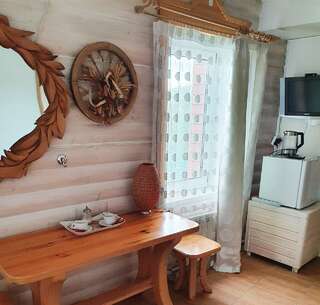 Гостиница Колесо Смоленск Гостевой домик-4