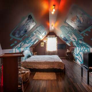 Гостиница Колесо Смоленск №9 HI-TEK-1